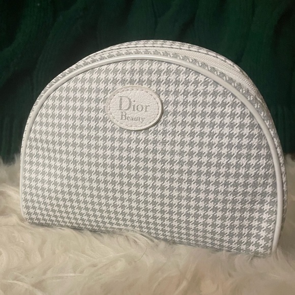 Dior Handbags - Dior Vintage Beauty Bag Houndstooth